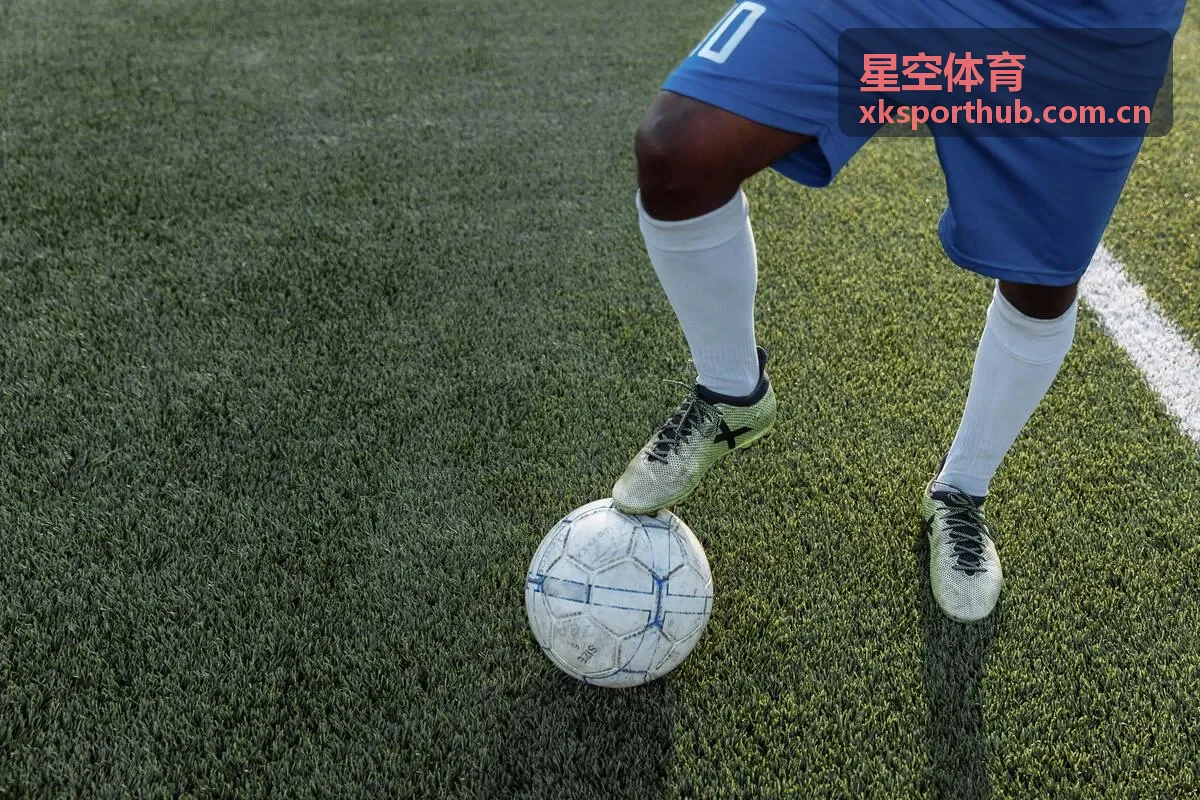 星空体育编辑资料与运动场景组成的品牌内容画面